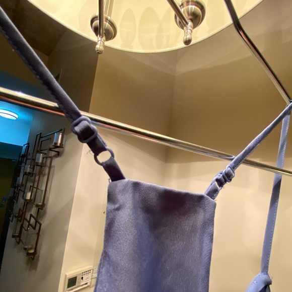 Perfect JCrew Cami - Picture 5 of 5